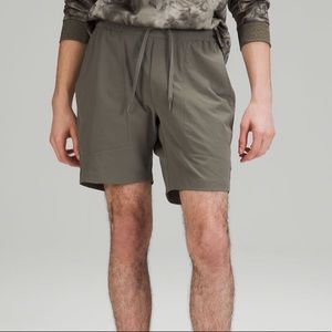 Lululemon Bowline Short 8” *Stretch Ripstop - Grey Sage / Large